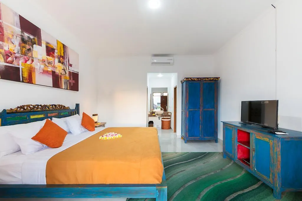 *** Guest house Bening House Batubelig Hotel Seminyak  Indonesia